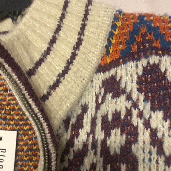 NWT Sloan Rouge Knit Sweater, Size L, Color OAT/BUR/NVY - Picture 6 of 9